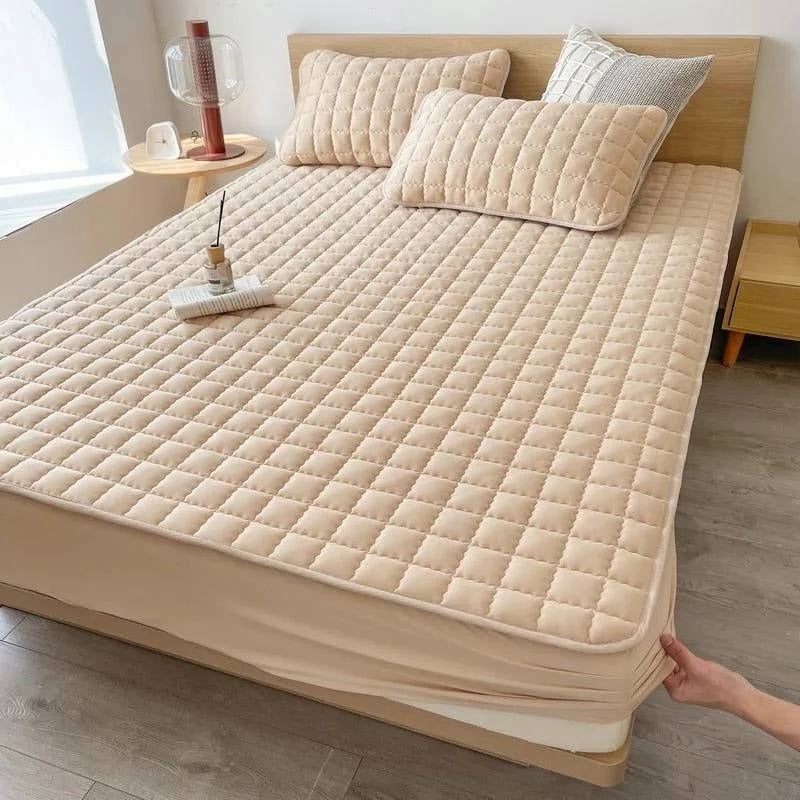 Deep Pocket Mattress Protector with Waterproof Quilted Layer