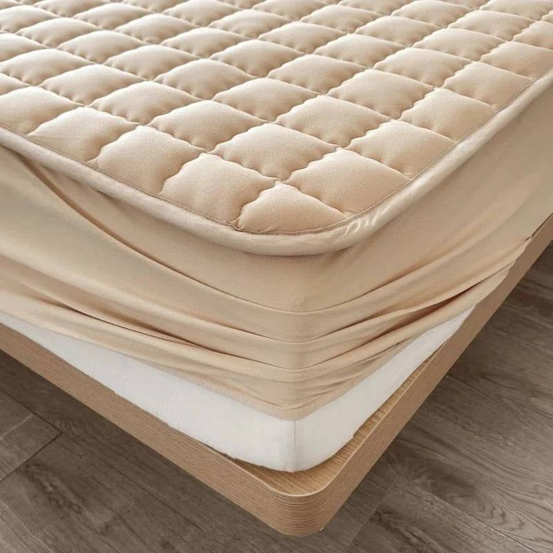 Deep Pocket Mattress Protector with Waterproof Quilted Layer