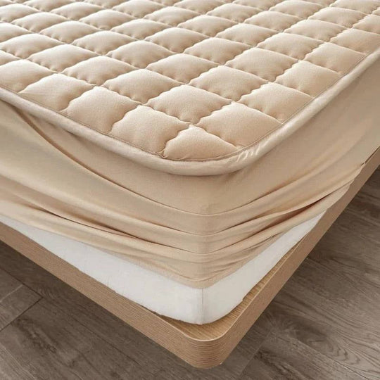 Deep Pocket Mattress Protector with Waterproof Quilted Layer