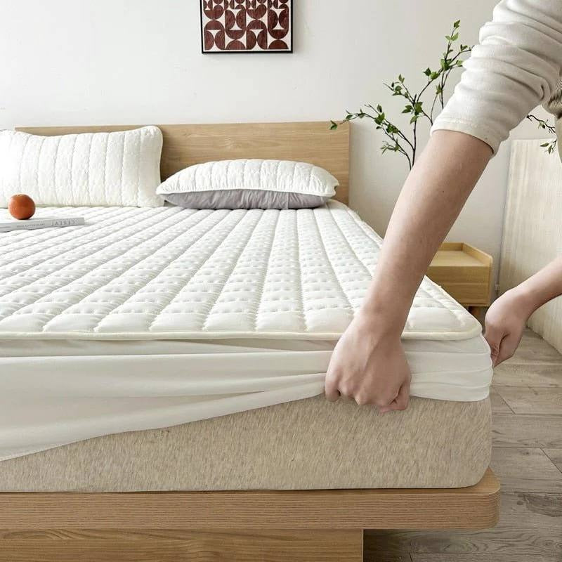 Deep Pocket Mattress Protector with Waterproof Quilted Layer