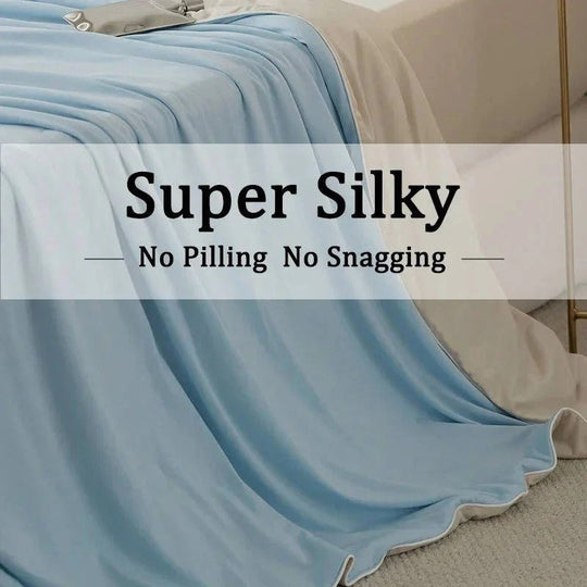 Lightweight Cooling Blanket with Ice Silk Fabric for Summer