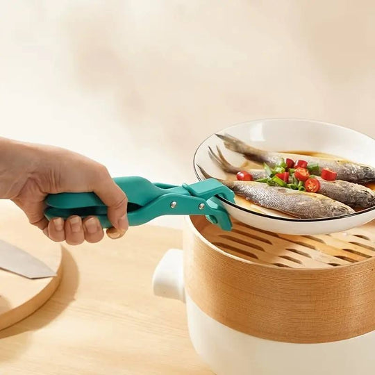 Silicone Oven Grip Pad with Non-Slip Texture for Hot Cookware Handling