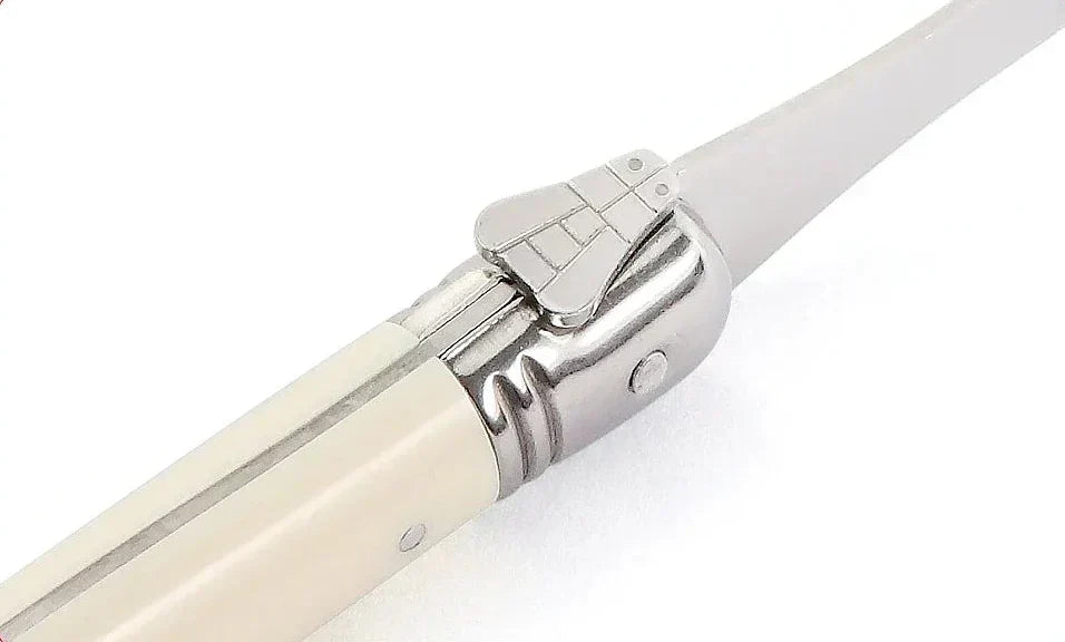 Ivory Elegance – Luxury Laguiole Cutlery Set with Timeless Style