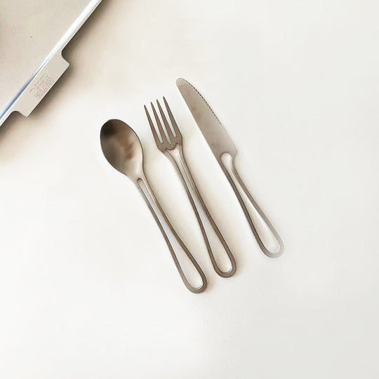 Outline Cutlery Set in Stainless Steel